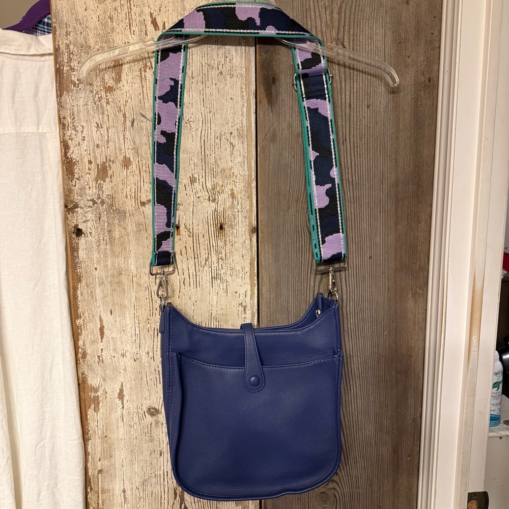 Chic Blue Crossbody Bag with Patterned Strap